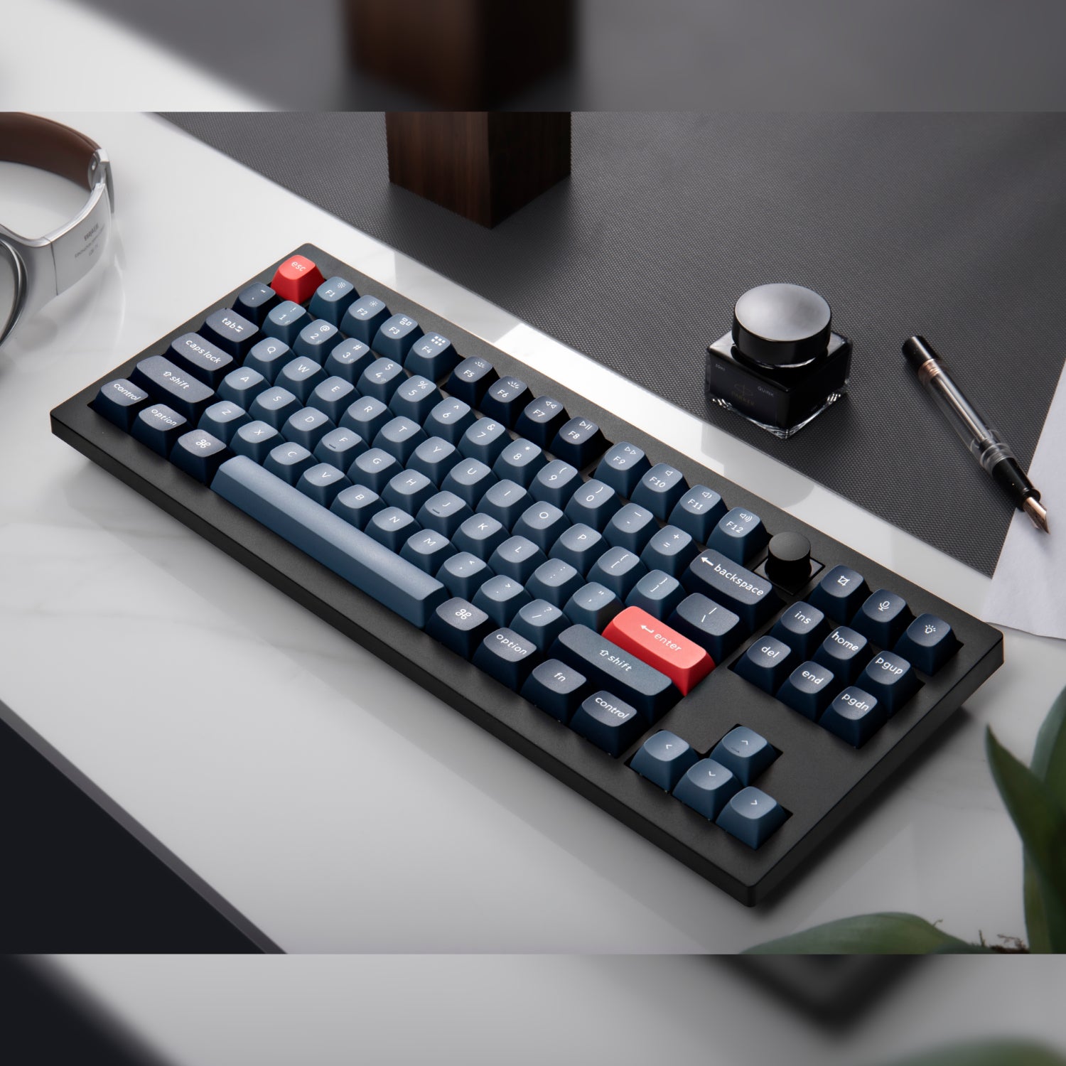 Keychron V3 Max QMK/VIA 80% Wireless Custom Mechanical Keyboard (Banana Switch) – Carbon Black